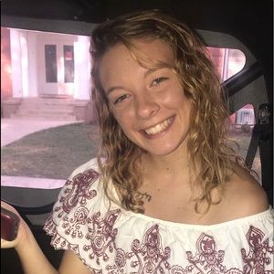 Meet your Posher, Eve